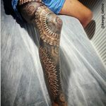 Leg sleeve completion, tattoo by Keegan Sweeney. #KeeganSweeney #keegstattoo #geometrictattoo #legtattoo #lines #dots #blackwork