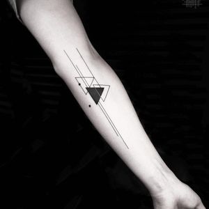 Shapes and lines tattoo by Okan Uckun #OkanUckun #geometrictattoos #blackwork #linework #dotwork #triangle #shapes #abstract #minimal #small #tattoooftheday