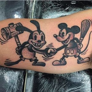 Mickey Mouse tattoo by Panchos Placas. #classic #disney #retro #mickeymouse #cartoon #vintage #PanchosPlacas