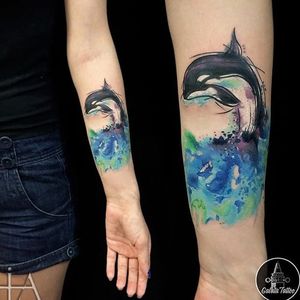 Stunning watercolor orca tattoo by Izzet Abatlevi. #watercolor #illustrative #graphic #orca #killerwhale #IzzetAbatlevi #whale