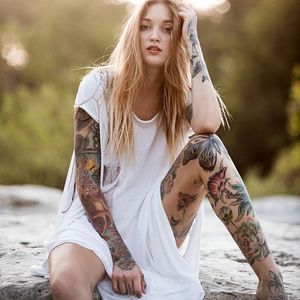 Dusk via instagram daltoncampbellphotography #boulder #dusk #tattooedmodel #alternativemodel #wcw #torrieblake