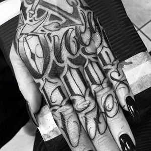 Lettering tattoo by Renzo Inked Lena. #handstyle #knuckle #lettering #script #letter #type