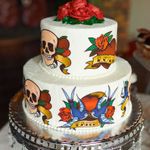 Old school Tattoo style Cake Art for Weddings or Birthdays. #Oldschool #Traditional #CakeDesign #CakeArt