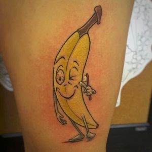This banana is either stoned or just brushed its eye. By Kyle Ward (via IG -- goldenruletattoo) #kyleward #banana #bananatattoo #anthropomorphicbananatattoo
