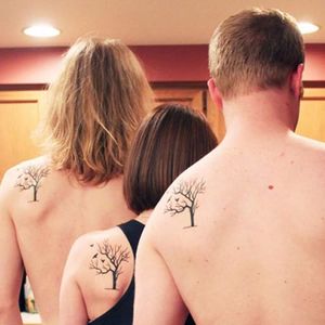 Tree tattoos can be a great tattoo for siblings with strong roots #siblingtattoo #brother #sister #tree #bird #matchingtattoos