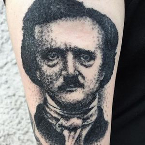 Edgar Allan Poe Tattoo by Alex Ciliegia #edgarallanpoe #handpoked #handpoke #handpokeartist #stickandpoke #dotwork #handpokedportrait #AlexCiliegia