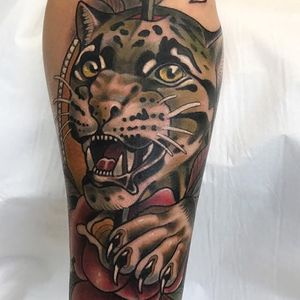 Growling leopard, by Roger Mares (via IG—mares_tattooist) #RogerMares #Animals #Neotraditional #Color