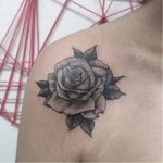 #flor #flower #MantraTattoo #TattooGuest #TattooGuestLive #fineline #mandalas #SaoPaulo #SP #brasil