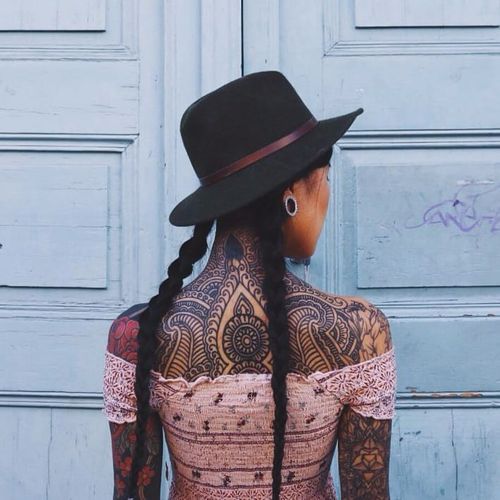 Pictured, Anh Wisle. #AnhWisle #tattooedwomen #tattooedmodel #inspiring #women #gorgeous #tattoodobabes