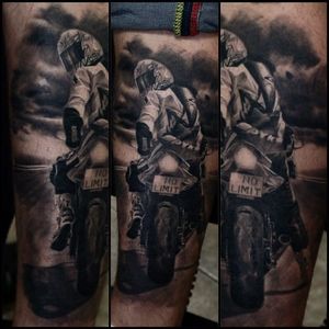 #moto #motociclistas #motoGP #NikolayDzhangirov #tatuadorRusso #realismo #realism #brasil #brazil #portugues #portuguese