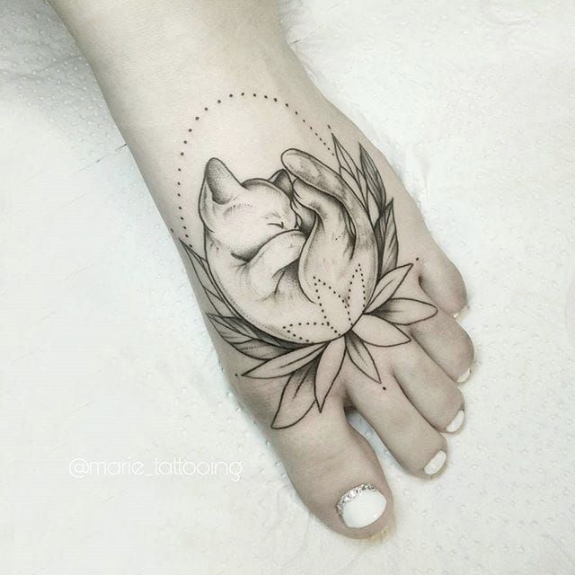 100 Trendy Cat Tattoos That You Must See  Tattoo Me Now