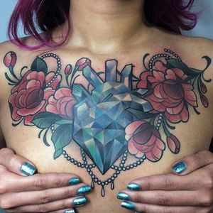 Crystal heart and roses chest tattoo by Alexise Thomson @Alexisethomson #Crystal #Diamond #Heart #CrystalHeartTattoo #DiamondHeartTattoo #AlexiseThomson #Roses #Chest