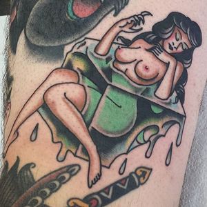 Ice Cube Pin Up Girl Tattoo by Colo López #pinup #pinupgirl #oldschoolpinup #traditionalpinup #traditionalgirl #traditional #ColoLopez