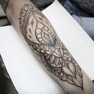 Forearm tattoo by Taras Shtanko. (via IG - taras_shtanko) #geometric #decorative #dotwork #TarasShtanko