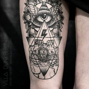 Excellent combination of strong lines and dots with geometric influences tattoo by Daniel Meyer Photo from Pinterest #eye #thirdeye #allseeingeye #esoteric #blackandgrey #blackwork #skull #geometric