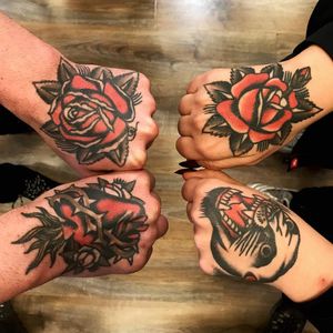 All the hand tattoos by Alberto Triguero #AlbertoTriguero #rosetattoos #color #traditional #rose #flower #leaves #panther #sacredheart #heart #thorns #fire #leaves #nature #wildlife #tattoooftheday
