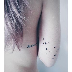 Minimalistic gemini zodiac tattoo by Davide via Instagram @kristina_von_federbusch #gemini #constellation #stars #universe #geminitattoo #space #zodiac #constellationtattoo