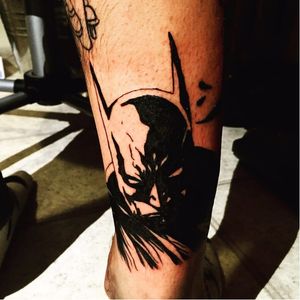 Frank Miller's Batman tattoo by Liz Kim #batman #batmantattoo #frankmiller iller #blackwork #lizkim