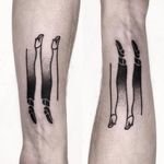 Negative space tattoo by Bombayfoor #Bombayfoor #sketch #sketchstyle #illustrative #surrealistic #negativespace #legs #dancing