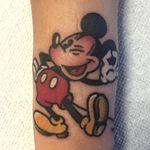 Mickey Mouse tattoo by Panchos Placas. #classic #disney #retro #mickeymouse #cartoon #vintage #PanchosPlacas