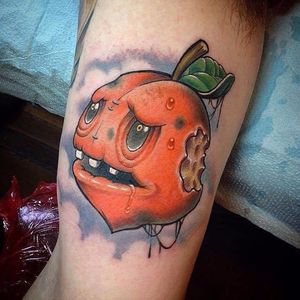 Peach tattoo by Kevin D. #peach #fruit #newschool