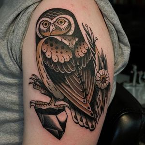Owl Tattoo by Tobias Debruyn #owl #owltattoo #traditionalowl #traditional #traditionaltattoo #traditionaltattoos #oldschool #classictattoo #oldschooltattoos #boldtattoos #TobiasDebruyn