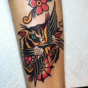 A warped tiger's head spliced with bird wings and a flower by Mike Suarez (IG— suarezism). #birdwings #cubist #flower #MikeSuarez #tiger #traditional