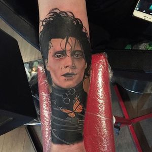Edward Scissorhands portrait tattoo by Dan Molloy. #DanMolloy #edwardscissorhands #timburton #portrait