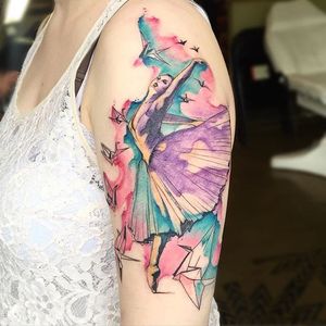 Illustrative watercolor ballerina and paper crane tattoo by June Jung. #watercolor #illustrative #papercrane #dancer #ballerina #JuneJung