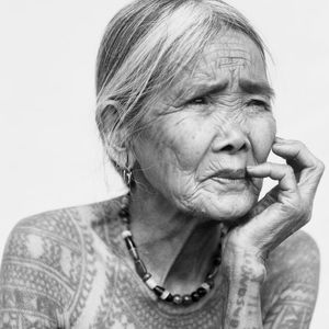 Portrait of the Kalinga tattoo master Whang Od. Photo: The Field Museum #exhibit #photography #whangod #kalinga