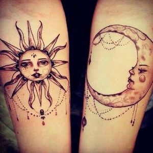 Mother Nature's ultimate team the sun and moon, Photo from Pinterest #sister #family #bestfriend #matchingtattoos #siblingtattoo #sunandmoon