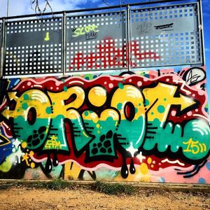 Graffiti by Øriøl Last Minute #art #graffiti #OriolLastMinute #Barcelona #streetart #wallart (Photo: Instagram)