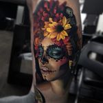 La Calavera Catrina tattoo by Valentina Riabova #ValentinaRiabova #ladytattoos #color #realism #realistic #hyperrealism #photorealism #portrait #sugarskull #lacalaveracatrina #catrina #flowers #makeup #Mexico
