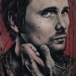 Matt Bellamy of Muse by Thomas Carli Jarlier #ThomasCarliJarlier #blackandgrey #realism #realistic #hyperrealism #portrait #musictattoo #music #Muse #MattBellamy #tattoooftheday
