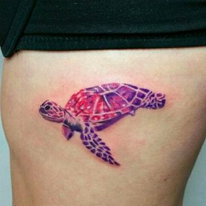 Beautiful watercolor style sea turtle tattoo. Awesome work by Andrea Morales. #AndreaMorales #EduTattoo #Madrid #turtle #seaturtle #coloredtattoo