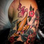 Genie Lamp Tattoo by Izzy Curran #genielamp #genie #lamp #ornamental #disney #aladdin #IzzyCurran