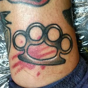 Simple Knuckles Tattoo by Kenny Tea #brassknuckles #weapontattoo #knuckles #KennyTea