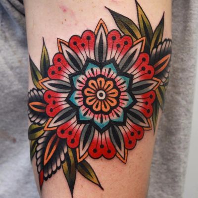 Mandala flower by Vic James #VicJames #newtraditional #color #mandala #flower #leaves #pattern #geometric #ornamental #tattoooftheday