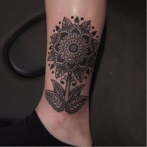 Flower tattoo by Antti Kuurne #AnttiKuurne #ornamental #ethnic #pattern #mehndi #traditional #flower