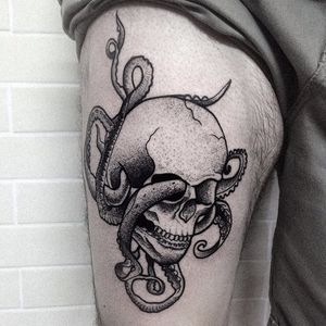 #RicardoGarcia #caveira #skull #polvo #octopus #blackwork #tatuadoresbrasil #tatuadoresbrasileiros #tatuadoresbr #pontilhismo