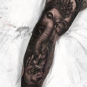 Black and grey Ganesha tattoo by Fibs. #Fibs #JuvelVasquez #blackandgrey #ganesha #hindu #religious
