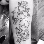 Lovely kokeshi tattoo by Martina Molinari #kokeshi #japanesedoll #linework #flower #MartinaMolinari #doll #tradition #japanesetradition