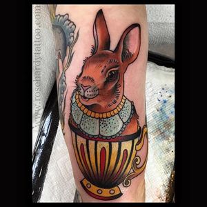 Teacup Bunny by Rose Hardy (via IG-rosehardy) #rabbit #traditional #neotraditional #detailed #color #rosehardy