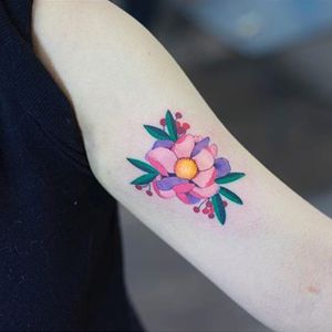 Bloom by Zihee (via IG-zihee_tattoo) #microtattoo #smalltattoo #femininetattoo #flowertattoo #watercolor #painterly #zihee