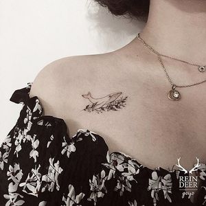 Whale tattoo by Goyo. #Goyo #subtle #fineline #southkorean #reindeerink #blackandgrey #floral #microtattoo #whale
