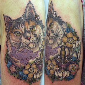 Perfume cat tattoo by Georgina Liliane #GeorginaLiliane #cat #kitten #kitty #perfume