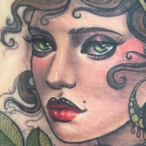 Details via instagram hannahflowers_tattoos #woman #portrait #neotraditional #color #ladyhead #hannahflowers
