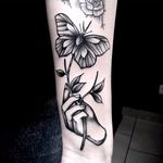 Butterfly tattoo by Sucha Igla #SuchaIgla #dotwork #blackwork #butterfly #flower #hand