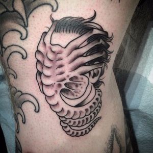 Facehugger Tattoo by Luis Phil Santos #facehugger #facehuggertattoo #alien #aliens #alientattoo #movietattoos #scifi #scifitattoo #traditional #traditionaltattoo #LuisPhilSantos