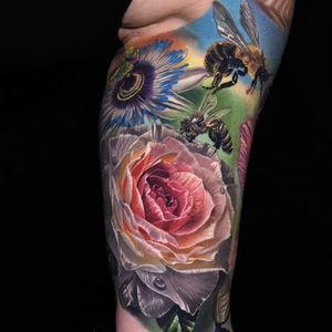 Nature realism by Phil Garcia #PhilGarcia #color #realism #rose #bee #flower #tattoooftheday